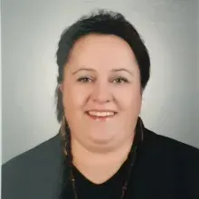 Prof. Dr. Yeşim Başal — Kulak Burun Boğaz, Aydın. Portre fotoğrafı.