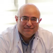 Op. Dr. Mehmet Tibet Altuğ — Ortopedi Ve Travmatoloji, Ankara. Portre fotoğrafı.