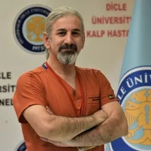 Prof. Dr. Recep Dursun — Acil Tıp, Diyarbakır. Portre fotoğrafı.
