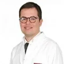 Dr. Öğr. Üyesi Çağdaş Gökhun Özmerdiven — Üroloji, Küçükçekmece, İstanbul. Portre fotoğrafı.