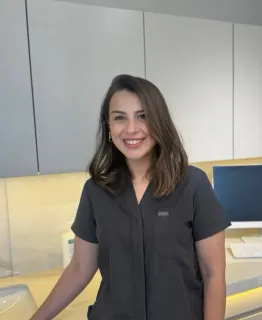Dr. Dt. Gizem Ömeroğlu Demir profilinde yer alan galeri fotoğrafı.