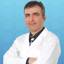 Dr. Öğr. Üyesi Remzi Erkesim — Çocuk Sağlığı Ve Hastalıkları, İstanbul. Portre fotoğrafı.