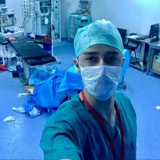 Ass. Dr. Oğuzhan Altuntaş — Kalp Ve Damar Cerrahisi, Erzurum. Portre fotoğrafı.