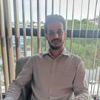 Psk. Mustafa Kısık — Psikoloji, Balıkesir. Portre fotoğrafı.