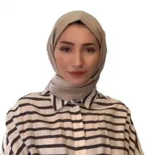 Kl. Psk. Merve Coşkun Halis — Psikoloji, İstanbul. Portre fotoğrafı.