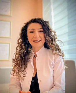 Uzm. Fzt. Berrin Akaevren profilinde yer alan galeri fotoğrafı.