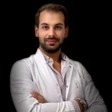 Dt. Burak Yıldız — Diş Hekimi, Gaziantep. Portre fotoğrafı.
