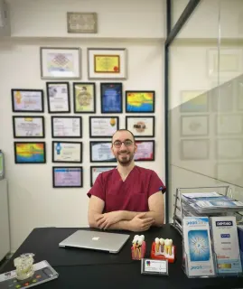 Uzm. Dt. Mehmet Cihan Şengün profilinde yer alan galeri fotoğrafı.
