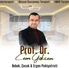 Prof. Dr. Cem Gökçen — Çocuk ve Ergen Psikiyatrisi, İstanbul. Portre fotoğrafı.