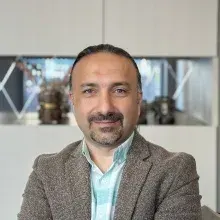Doç. Dr. Murat Doğan — Kulak Burun Boğaz, Aydın. Portre fotoğrafı.