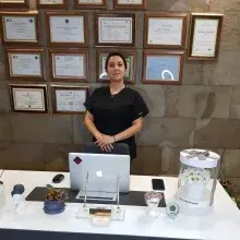 Zehra Melis Ülger — Aile Danışmanlığı, İstanbul. Portre fotoğrafı.