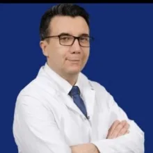 Prof. Dr. Atakan Yeşil — İstanbul. Portre fotoğrafı.