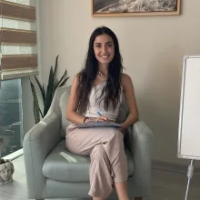 Kl. Psk. Merve Erol — Psikoloji, İstanbul. Portre fotoğrafı.