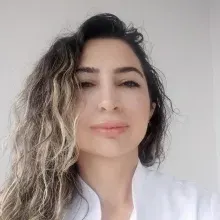 Dyt. Sevtap Serdaroğlu — Diyetisyen, Mersin. Portre fotoğrafı.