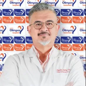 Op. Dr. Zafer Erk — Kalp Ve Damar Cerrahisi, Konyaaltı, Antalya. Portre fotoğrafı.