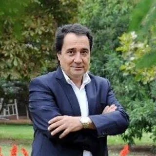 Prof. Dr. Yavuz Beşoğul profilinde yer alan galeri fotoğrafı.