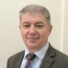 Prof. Dr. Aydın Yenilmez — Üroloji, Eskişehir. Portre fotoğrafı.
