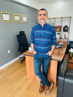 Doç. Dr. Kadir Demirci profilinde yer alan galeri fotoğrafı.
