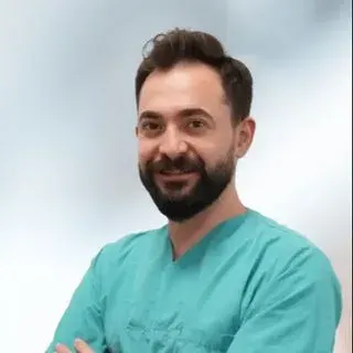 Dt. Yasin Yılmaz — Diş Hekimi, Pendik, İstanbul. Portre fotoğrafı.