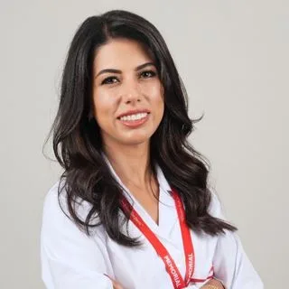 Uzm. Dr. Fatma Başak Sargın — Kadın Hastalıkları Ve Doğum, İstanbul. Portre fotoğrafı.