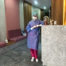 Dt. İlknur Yolda — Diş Hekimi, İstanbul. Portre fotoğrafı.