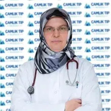 Uzm. Dr. Emine Eren — Çocuk Sağlığı Ve Hastalıkları, İstanbul. Portre fotoğrafı.