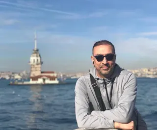 Prof. Dr. Hasan Berat Cihan profilinde yer alan galeri fotoğrafı.