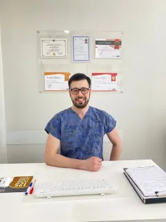 Dt. Ergün Gökdemir profilinde yer alan galeri fotoğrafı.