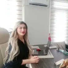 Dyt. İlayda Moralı — Diyetisyen, Adana. Portre fotoğrafı.