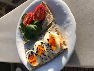 Dyt. Seba Karabulutoğlu profilinde yer alan galeri fotoğrafı.