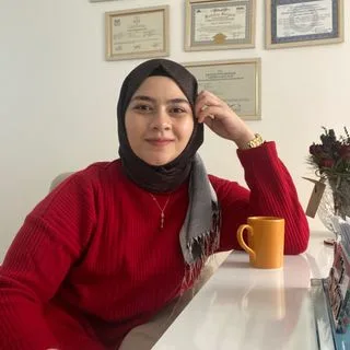 Psk. Merve Urfalıer — Psikoloji, Melikgazi, Kayseri. Portre fotoğrafı.
