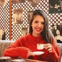 Dyt. Büşra Gerek — Diyetisyen, Osmaniye. Portre fotoğrafı.