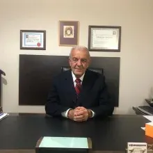 Prof. Dr. Ruşen Aytaç — Kadın Hastalıkları Ve Doğum, Ankara. Portre fotoğrafı.