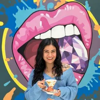 Dt. Nisa Katrancı Özahi — Diş Hekimi, Gaziantep. Portre fotoğrafı.