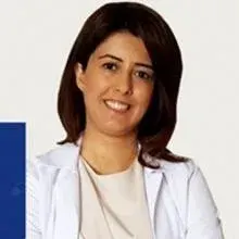 Dr. Öğr. Üyesi Esra Hatipoğlu — Endokrinoloji Ve Metabolizma Hastalıkları, Bahçelievler, İstanbul. Portre fotoğrafı.