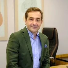 Prof. Dr. Mustafa Keskin — İstanbul. Portre fotoğrafı.