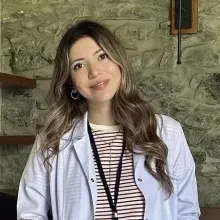 Psk. Senem Narin Aydın — Psikoloji, Muğla. Portre fotoğrafı.