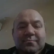 Dt. Hüseyin Güven — Diş Hekimi, İstanbul. Portre fotoğrafı.