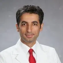 Dr. Öğr. Üyesi Rasim Yılmazer — Kulak Burun Boğaz, Ataşehir, İstanbul. Portre fotoğrafı.
