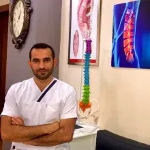 Fzt. İbrahim Tencik — Fizyoterapi Ve Rehabilitasyon, İstanbul. Portre fotoğrafı.