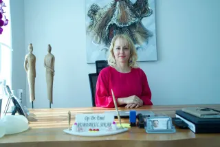 Op. Dr. Emel Yurdakul Sıkar profilinde yer alan galeri fotoğrafı.