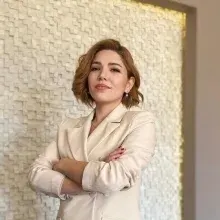 Psk. Fatma İrem Şerbetcioğlu — Psikoloji, Antalya. Portre fotoğrafı.
