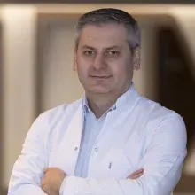 Doç. Dr. Erdal Dilekçi — Fiziksel Tıp Ve Rehabilitasyon, Ataşehir, İstanbul. Portre fotoğrafı.