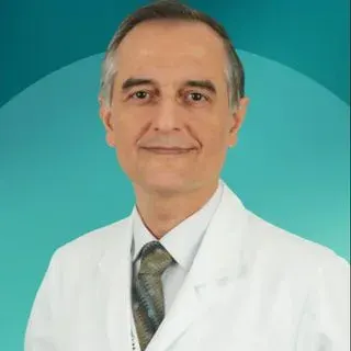 Prof. Dr. Aydın Şeref Köksal — Gastroenteroloji, Yenimahalle, Ankara. Portre fotoğrafı.