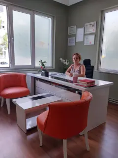 Doç. Dr. Oya Baltalı Hıdır profilinde yer alan galeri fotoğrafı.