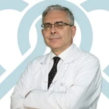 Prof. Dr. M. Tamer Mungan — Kadın Hastalıkları Ve Doğum, Ankara. Portre fotoğrafı.
