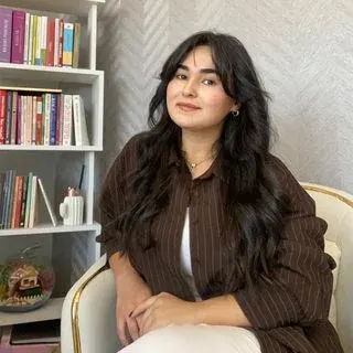 Psk. Nimet Yalçınkaya — Psikoloji, Kayseri. Portre fotoğrafı.