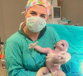 Op. Dr. Merve Karamahmutoğlu Cavıldak profilinde yer alan galeri fotoğrafı.