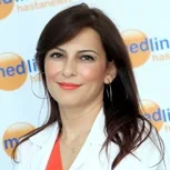 Uzm. Dr. Semra Günaştı — Anesteziyoloji Ve Reanimasyon, Çukurova, Adana. Portre fotoğrafı.