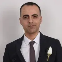 Uzm. Dr. Serdar Cenk Güvenç — Dermatoloji, Adıyaman. Portre fotoğrafı.